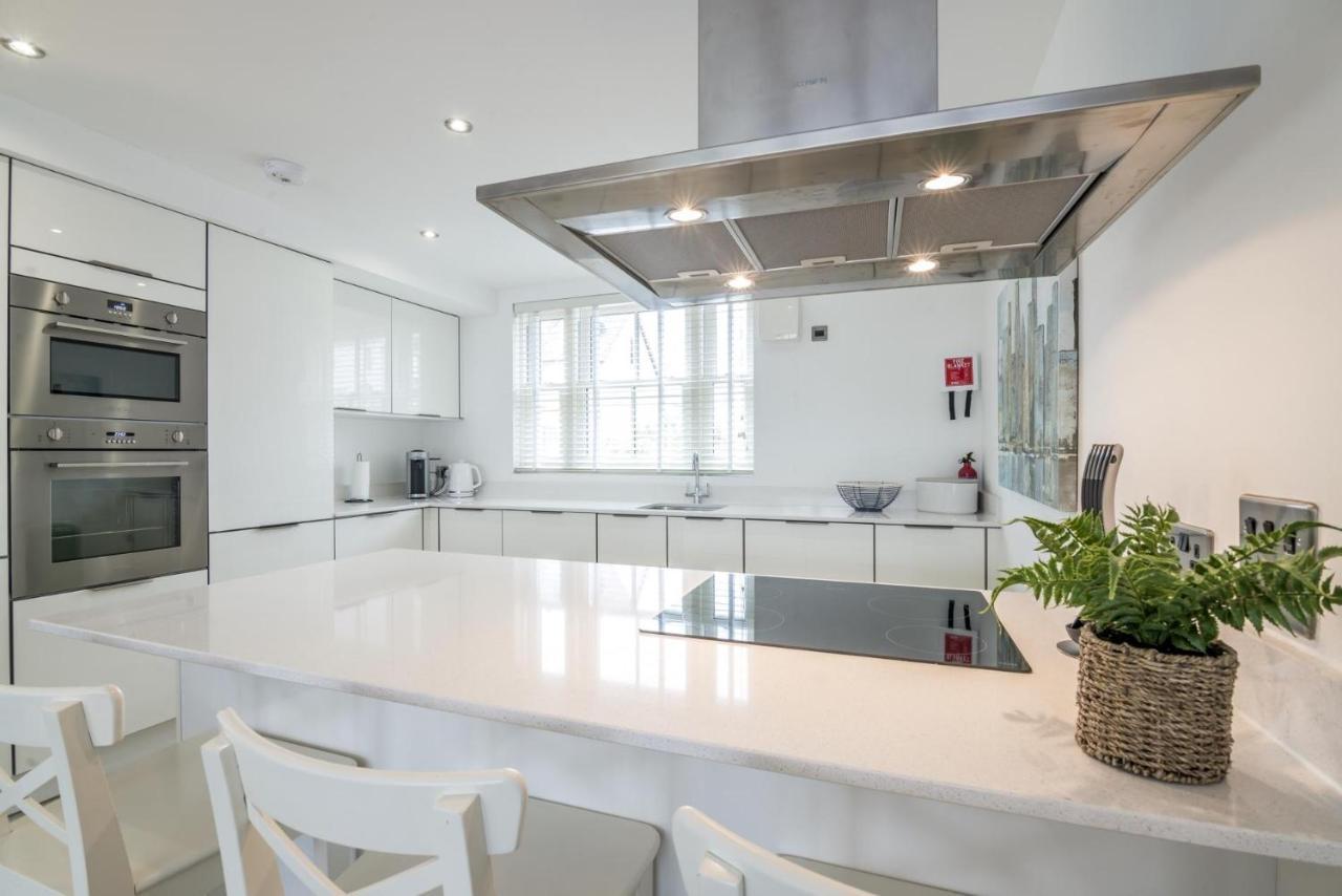 Milford Street - 5 Bedroom Luxurious Holiday Home - סאונדרספוט מראה חיצוני תמונה