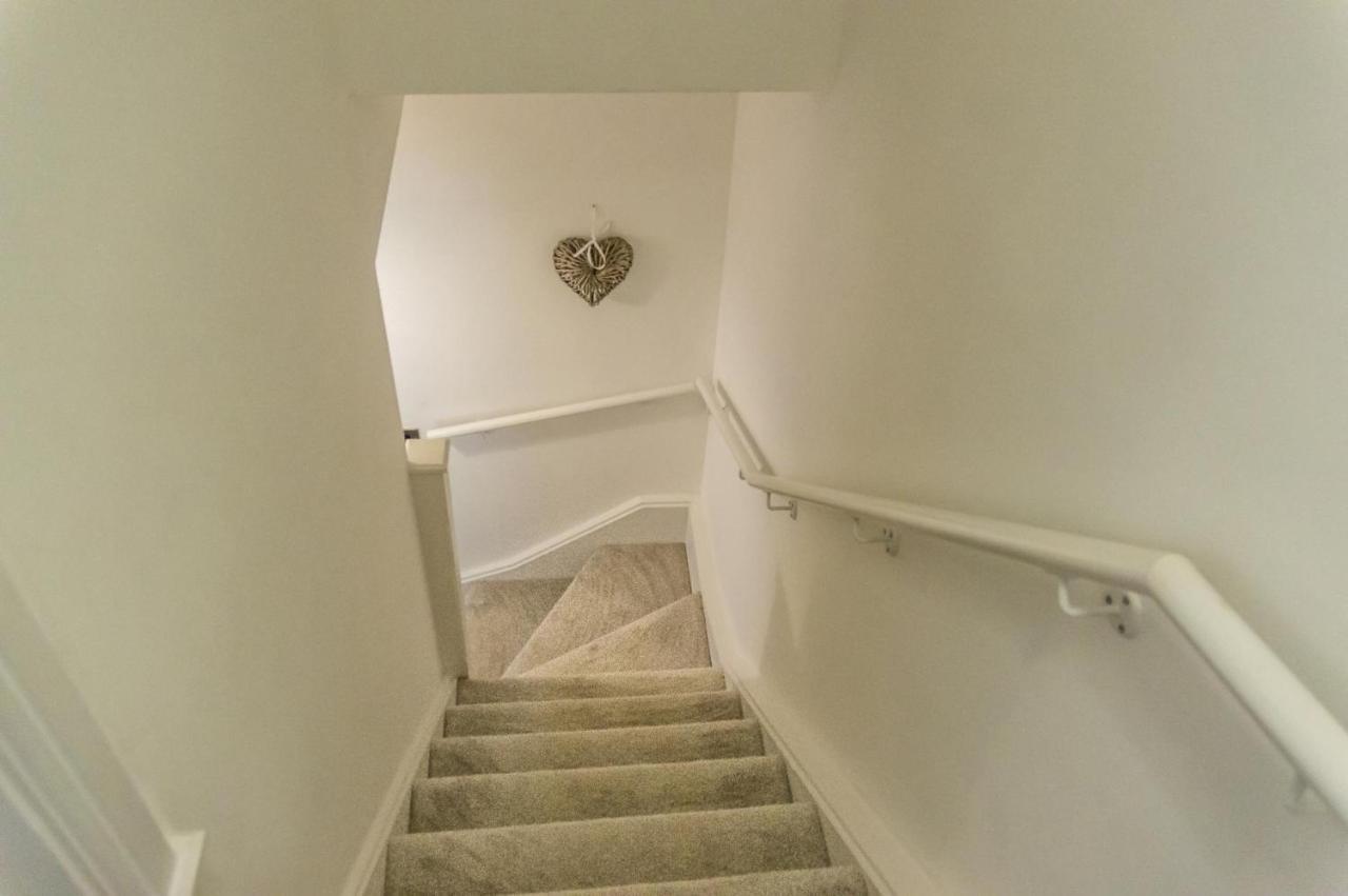 Milford Street - 5 Bedroom Luxurious Holiday Home - סאונדרספוט מראה חיצוני תמונה